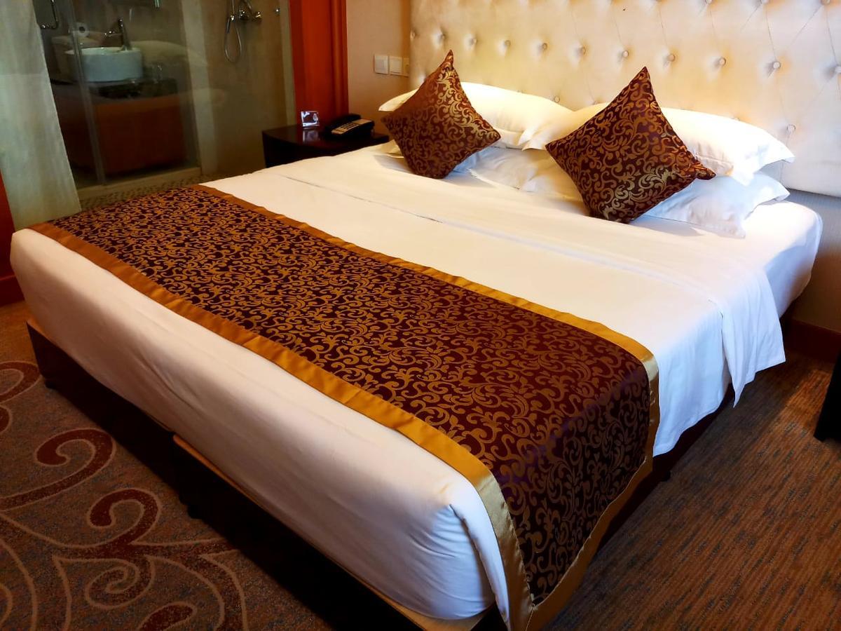 Dork Jumpa Hotel Vientiane Exterior foto
